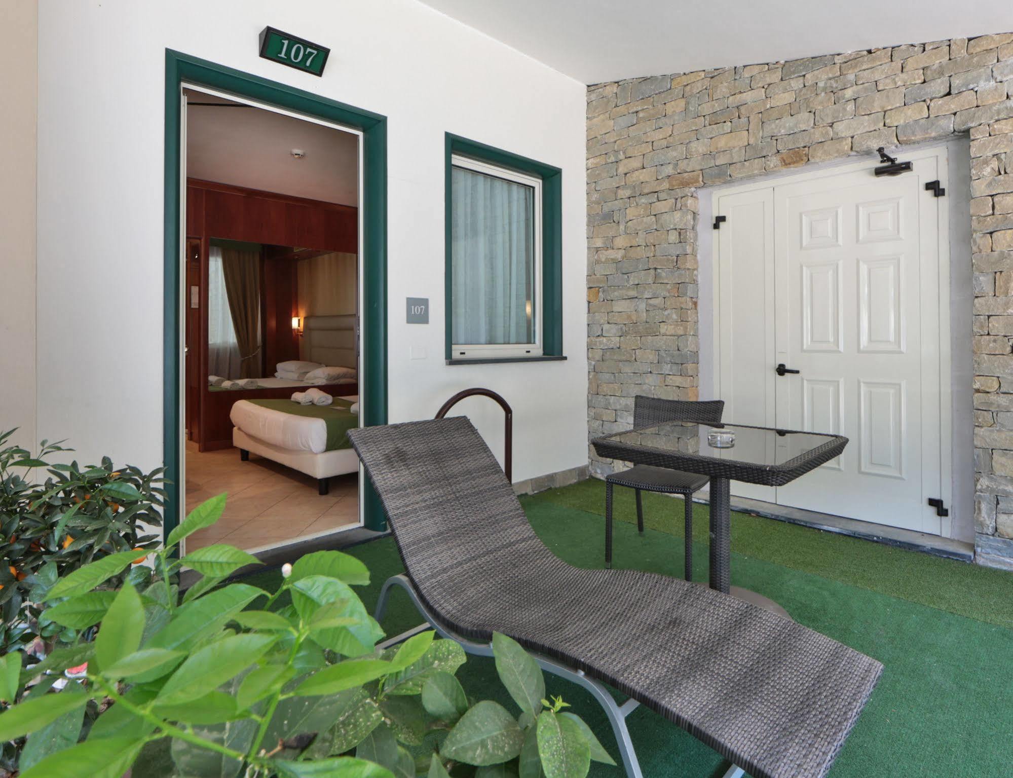 Best Western Hotel Anthurium Santo Stefano al Mare Ngoại thất bức ảnh
